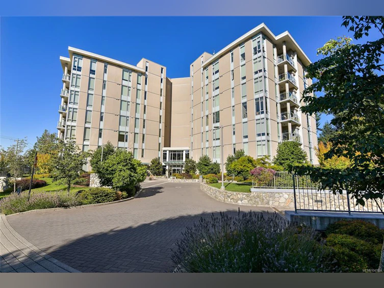506-5388 Hill Rise Terrace, Saanich, BC, V8Y 3K3 - 60