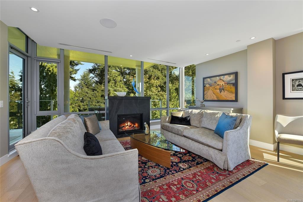 506-5388 Hill Rise Terrace - 4