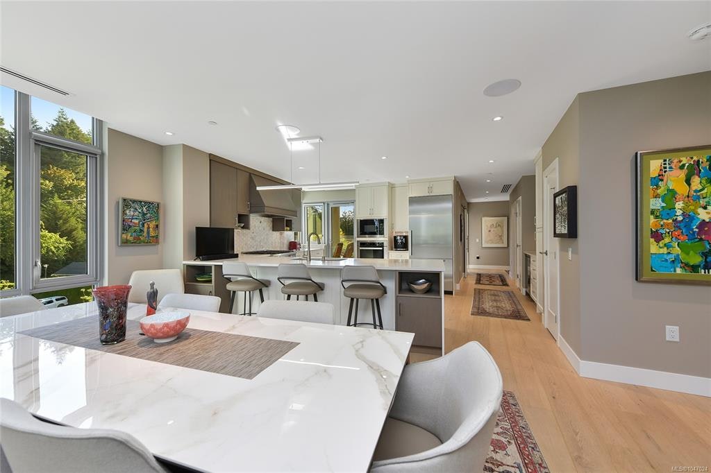 506-5388 Hill Rise Terrace, Saanich, BC, V8Y 3K3 - 14