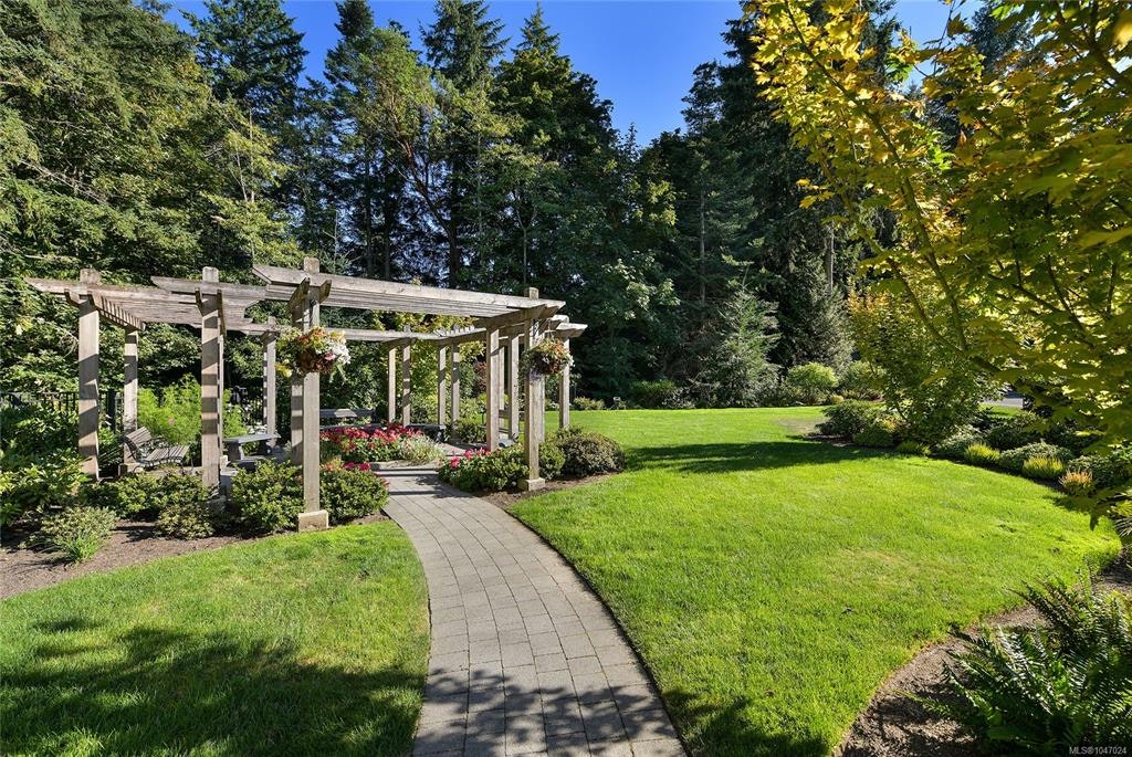 506-5388 Hill Rise Terrace, Saanich, BC, V8Y 3K3 - 54