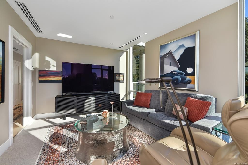 506-5388 Hill Rise Terrace, Saanich, BC, V8Y 3K3 - 30