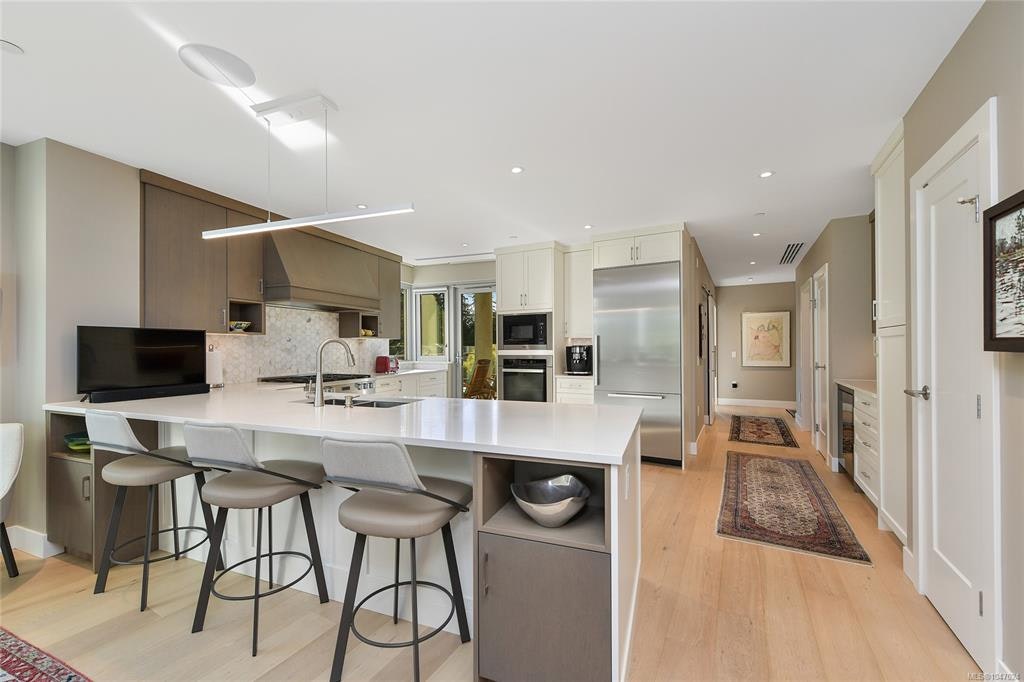 506-5388 Hill Rise Terrace, Saanich, BC, V8Y 3K3 - 19