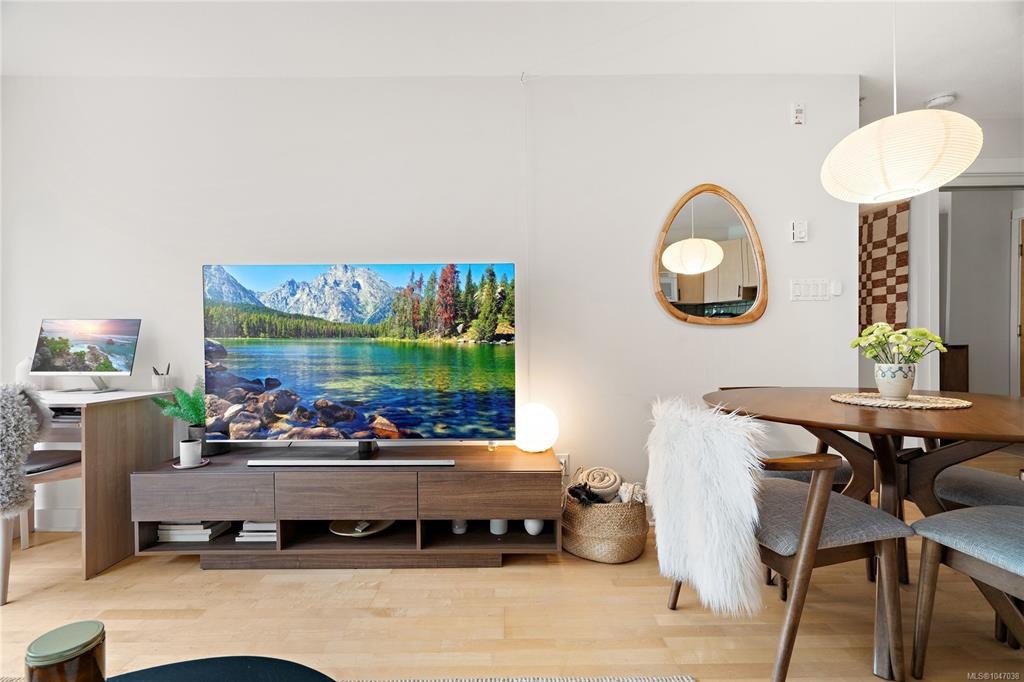 207-1155 Yates Street, Victoria, BC, V8V 3N1 - 16