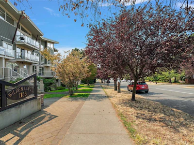 207-1155 Yates Street - 5