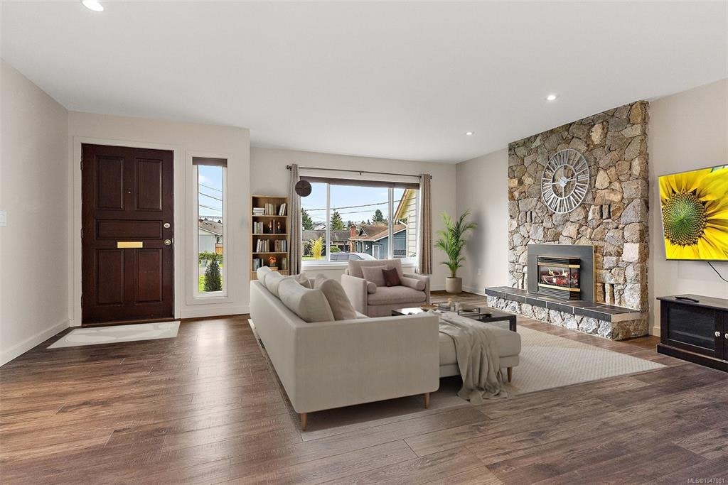 10411 Finch Place, Sidney, BC, V8L 4P7