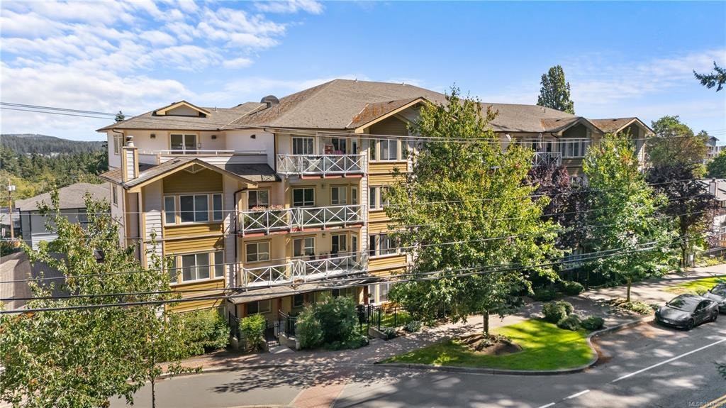 202-360 Goldstream Avenue, Colwood, BC, V9B 2W3