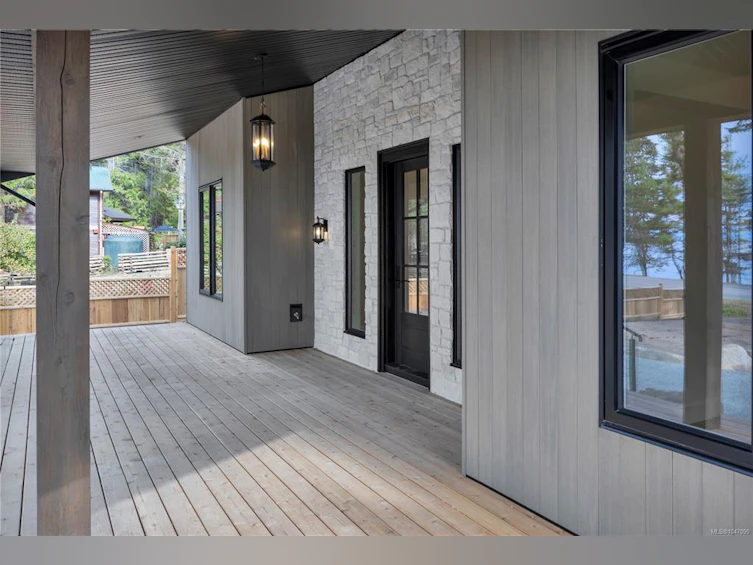 729 Berry Point Road, Gabriola Island, BC, V0R 1X1 - 5