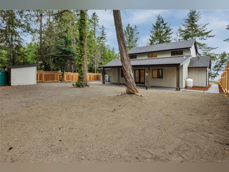 729 Berry Point Road, Gabriola Island, BC, V0R 1X1 - 56