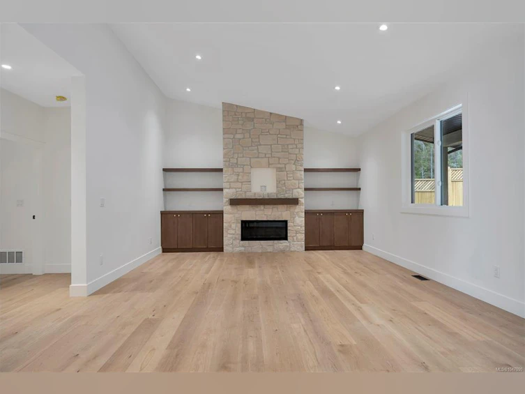 729 Berry Point Road, Gabriola Island, BC, V0R 1X1 - 25