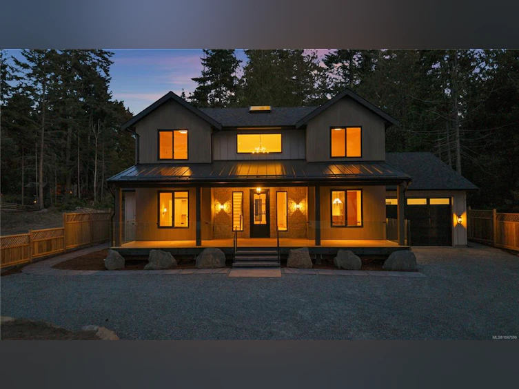 729 Berry Point Road, Gabriola Island, BC, V0R 1X1 - 3