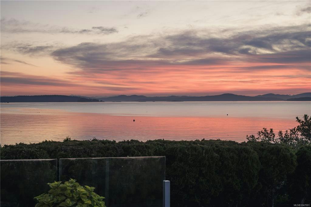 8585 Lochside Drive, North Saanich, BC, V8L 1M5 - 55