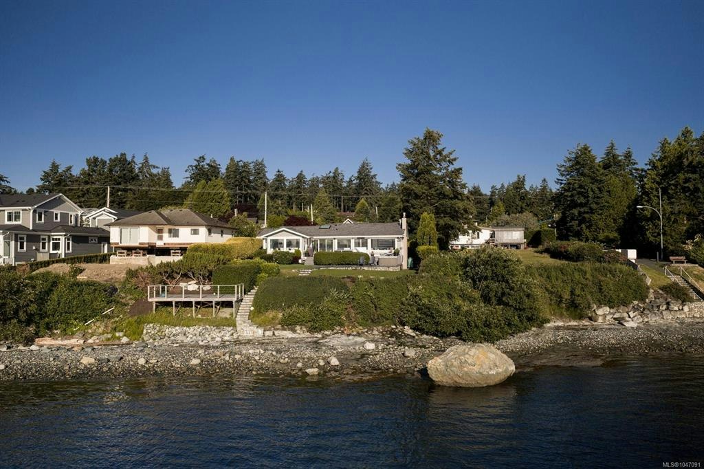 8585 Lochside Drive, North Saanich, BC, V8L 1M5 - 48