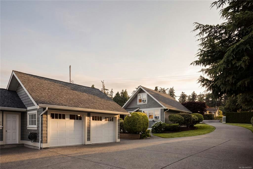8585 Lochside Drive, North Saanich, BC, V8L 1M5 - 44