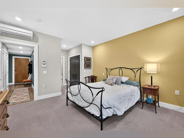 101-747 Travino Lane, Saanich, BC, V8Z 0C6 - 21