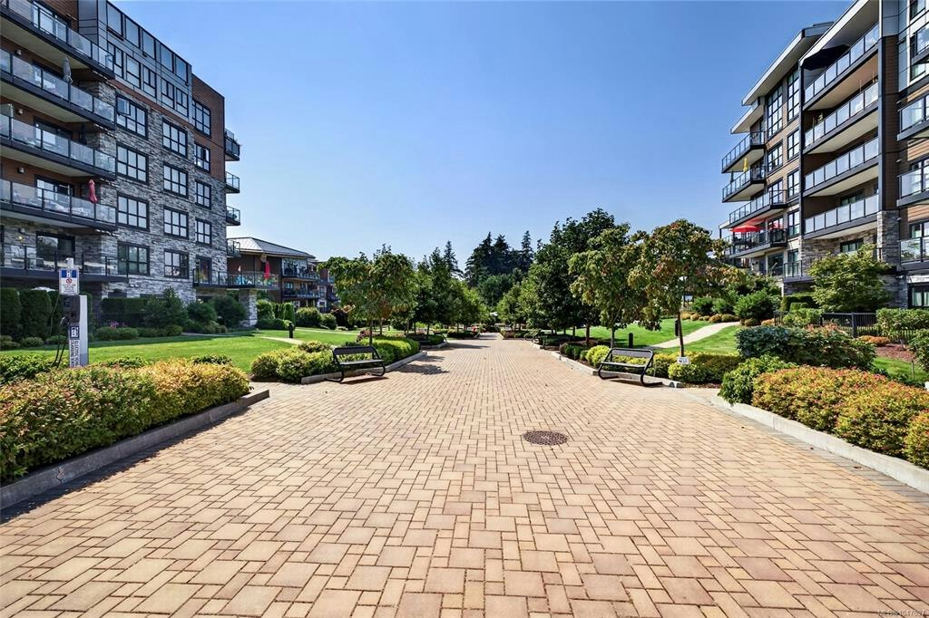 101-747 Travino Lane, Saanich, BC, V8Z 0C6 - 50