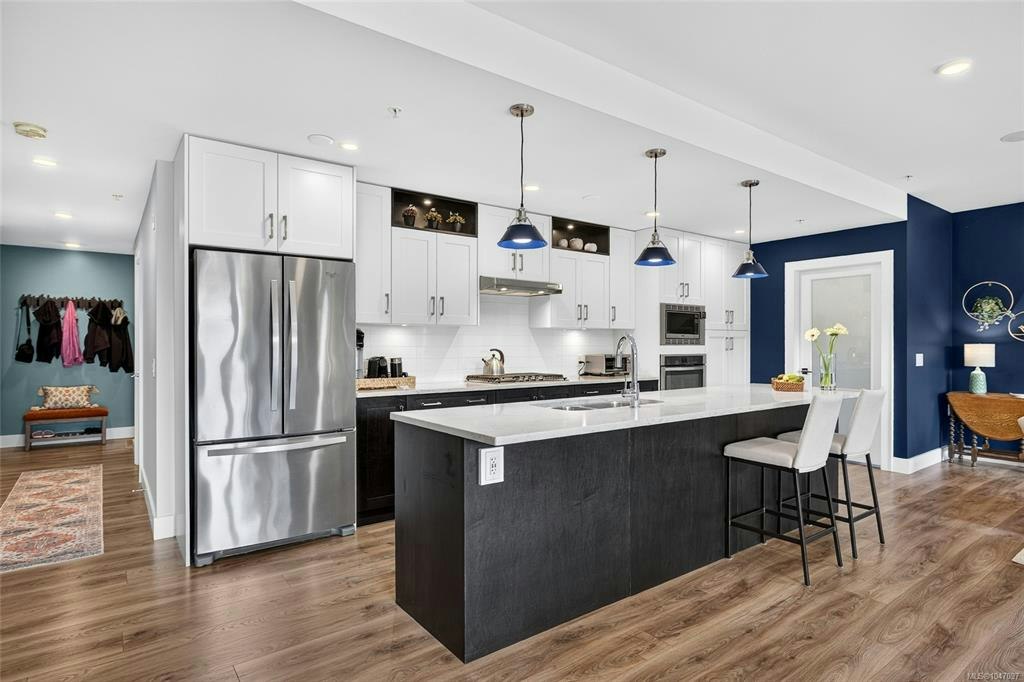 101-740 Travino Lane - 4