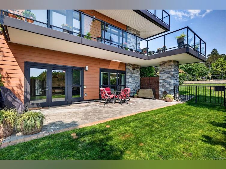 101-747 Travino Lane, Saanich, BC, V8Z 0C6 - 12