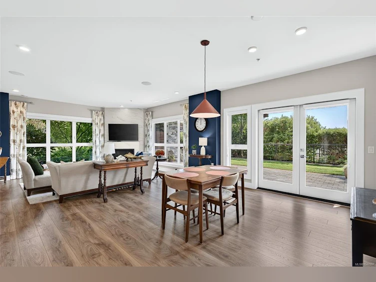 101-747 Travino Lane, Saanich, BC, V8Z 0C6 - 15