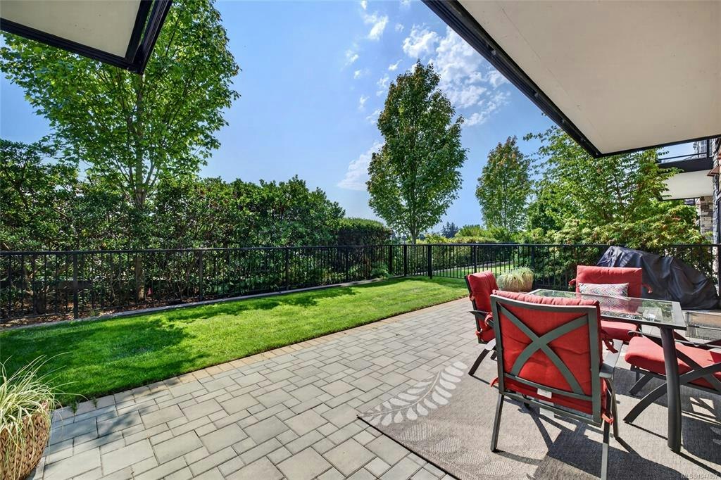 101-747 Travino Lane, Saanich, BC, V8Z 0C6 - 9