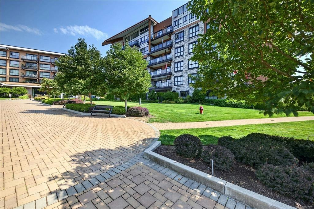 101-747 Travino Lane, Saanich, BC, V8Z 0C6 - 49