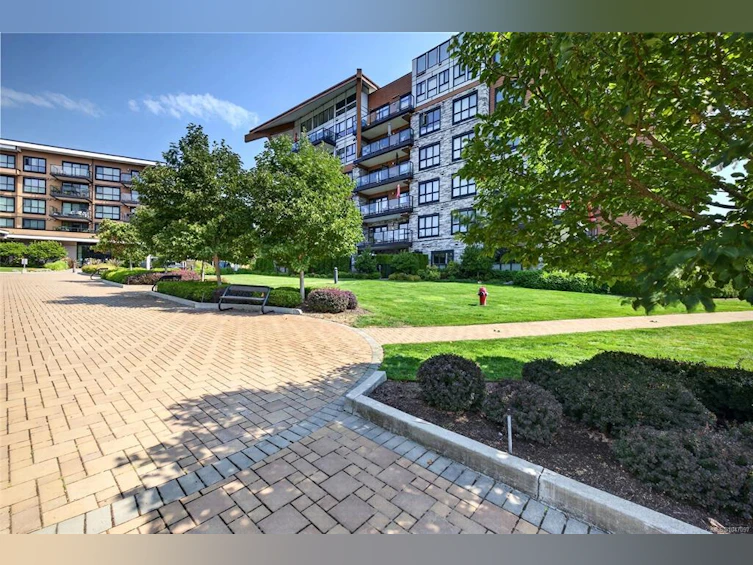101-747 Travino Lane, Saanich, BC, V8Z 0C6 - 49