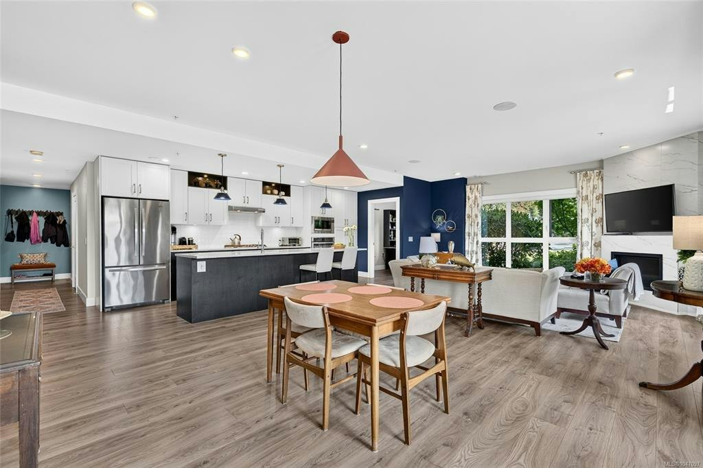 101-747 Travino Lane, Saanich, BC, V8Z 0C6 - 14