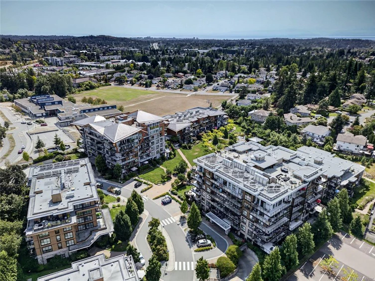 101-747 Travino Lane, Saanich, BC, V8Z 0C6 - 60