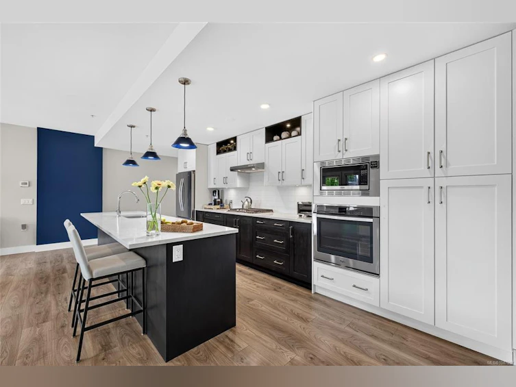 101-747 Travino Lane, Saanich, BC, V8Z 0C6 - 3