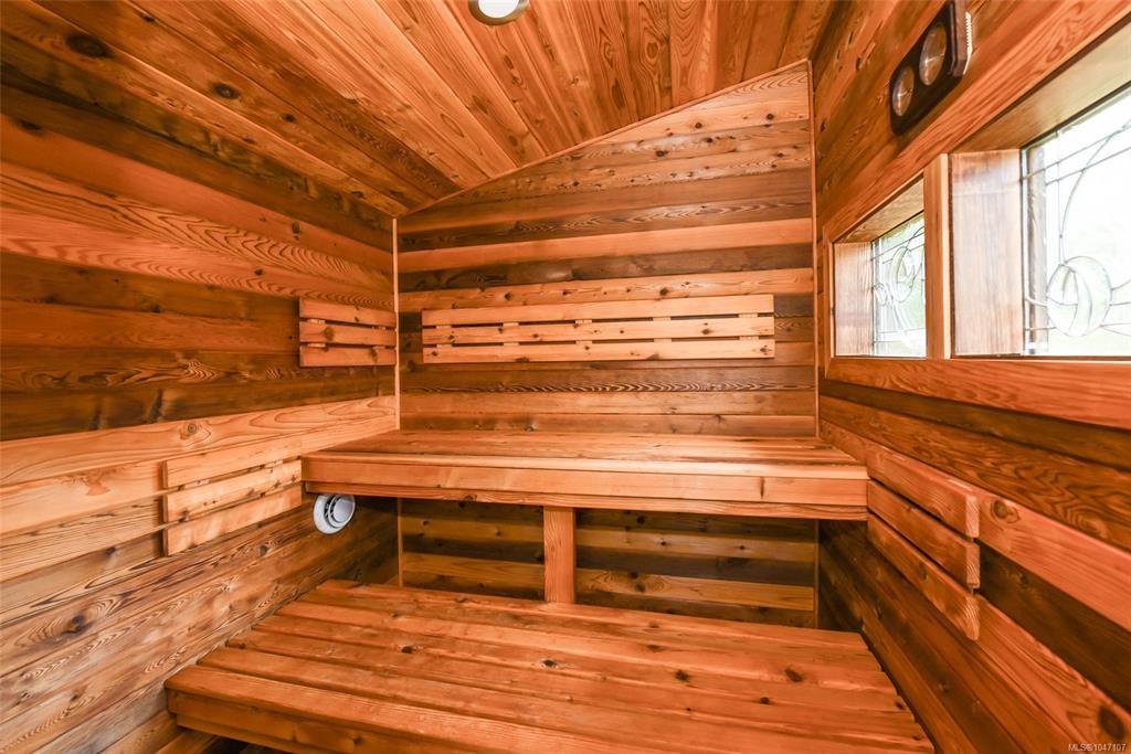 1131 Hecker Road, Black Creek, BC, V0R 2M0 - 38