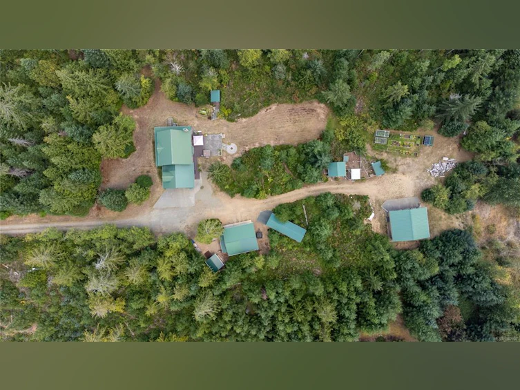 1131 Hecker Road, Black Creek, BC, V0R 2M0 - 79