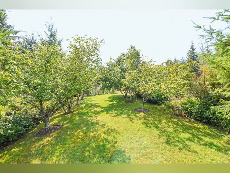 1131 Hecker Road, Black Creek, BC, V0R 2M0 - 31