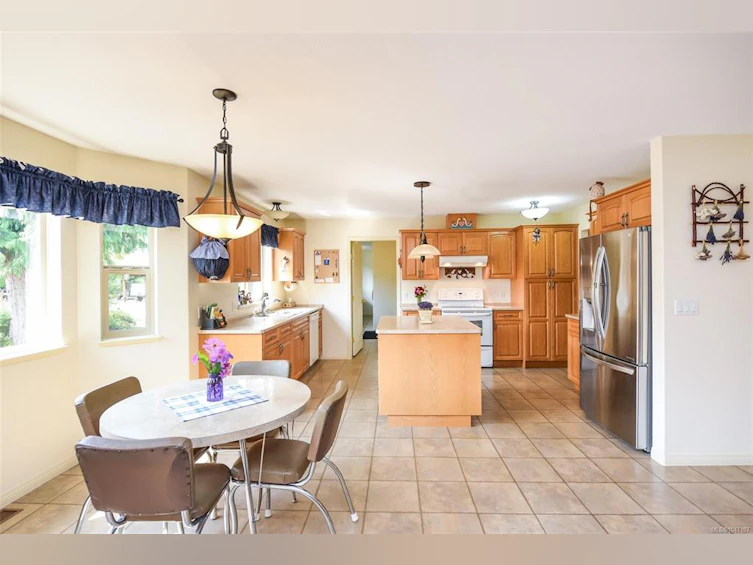 1131 Hecker Road, Black Creek, BC, V0R 2M0 - 45