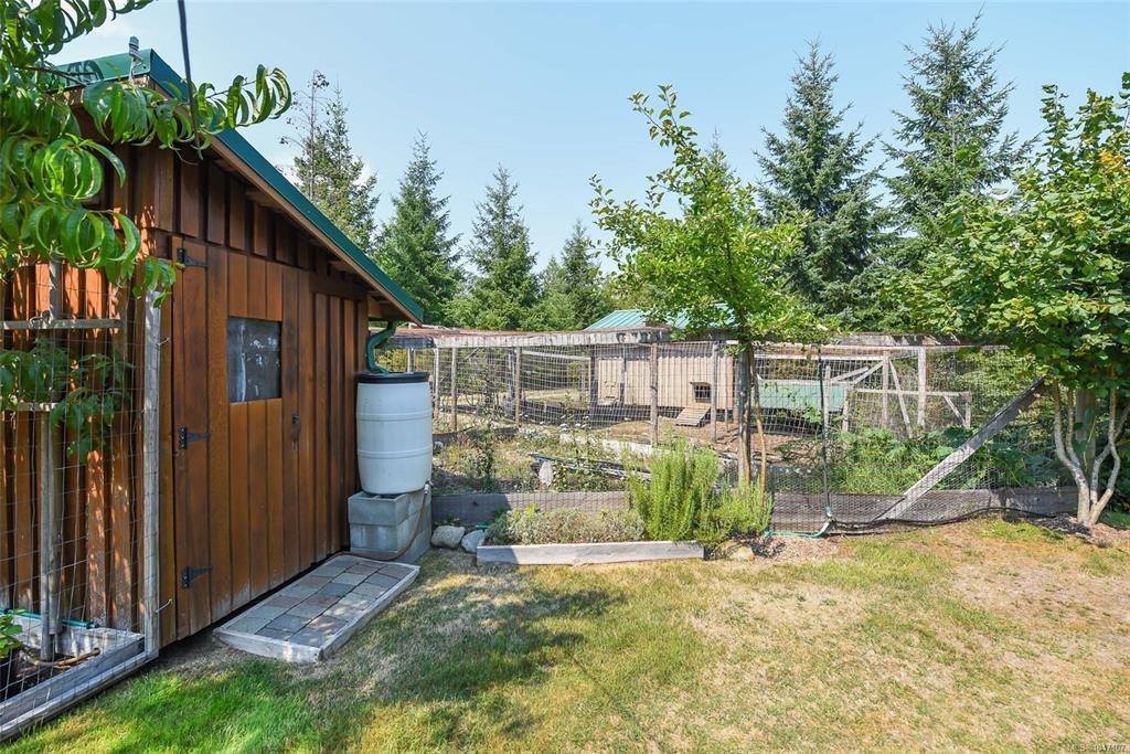 1131 Hecker Road, Black Creek, BC, V0R 2M0 - 28