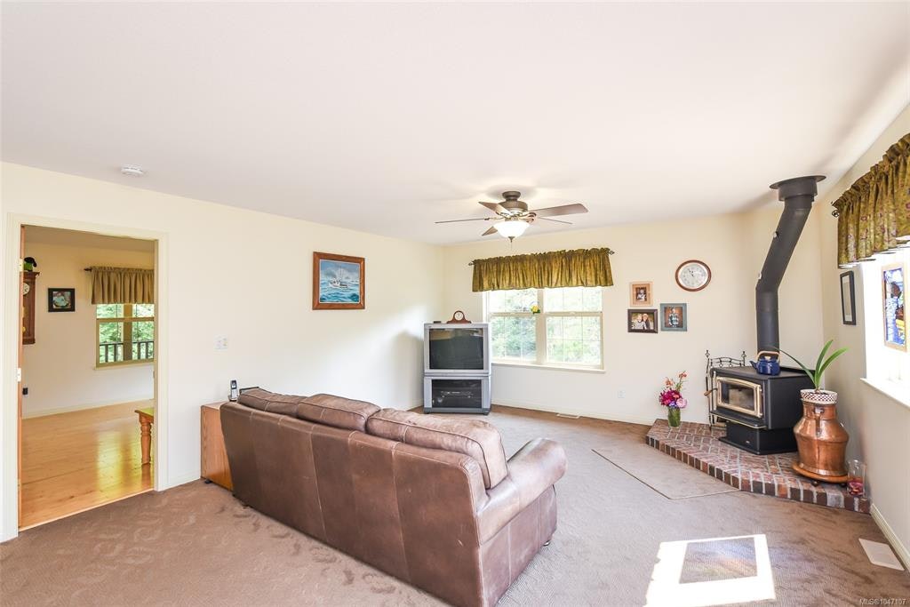 1131 Hecker Road, Black Creek, BC, V0R 2M0 - 49
