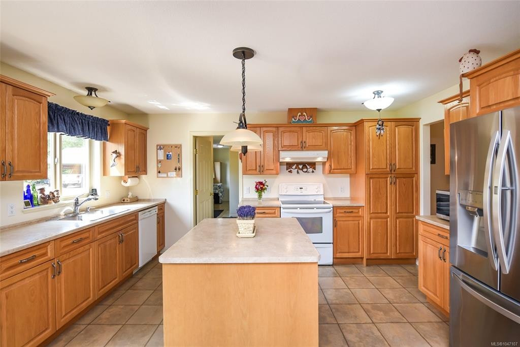 1131 Hecker Road, Black Creek, BC, V0R 2M0 - 39