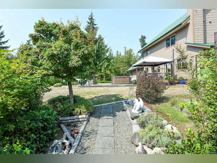 1131 Hecker Road, Black Creek, BC, V0R 2M0 - 76