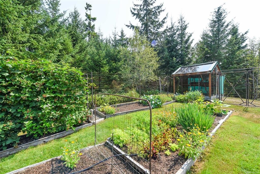 1131 Hecker Road, Black Creek, BC, V0R 2M0 - 22