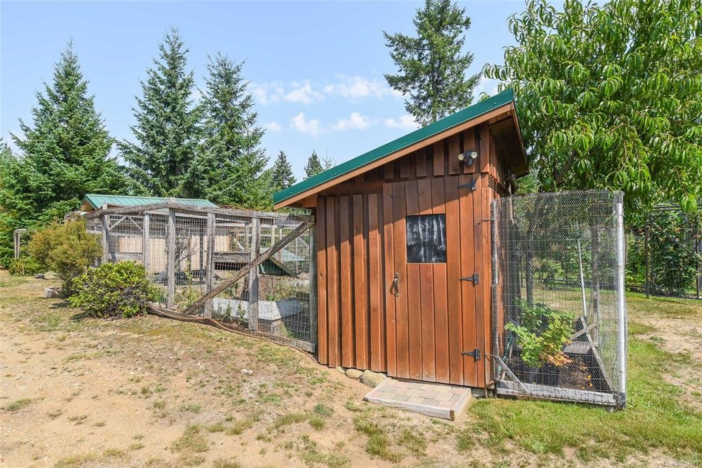 1131 Hecker Road, Black Creek, BC, V0R 2M0 - 27