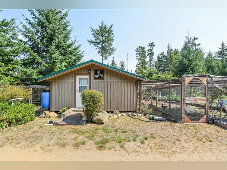1131 Hecker Road, Black Creek, BC, V0R 2M0 - 32