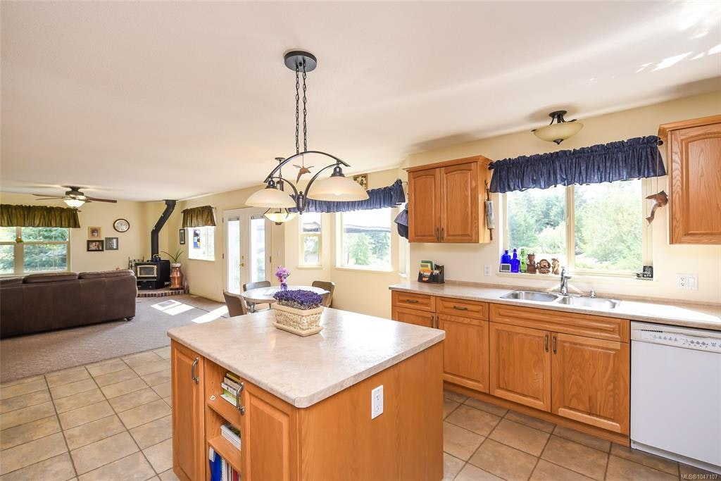1131 Hecker Road, Black Creek, BC, V0R 2M0 - 43