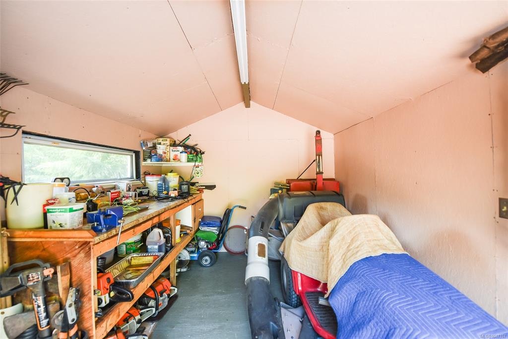 1131 Hecker Road, Black Creek, BC, V0R 2M0 - 13