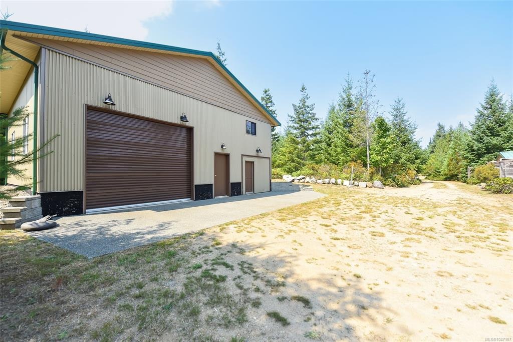 1131 Hecker Road, Black Creek, BC, V0R 2M0 - 8