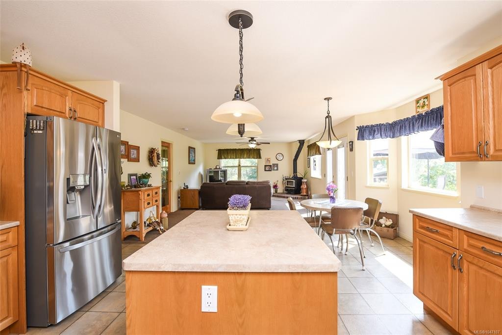 1131 Hecker Road, Black Creek, BC, V0R 2M0 - 41