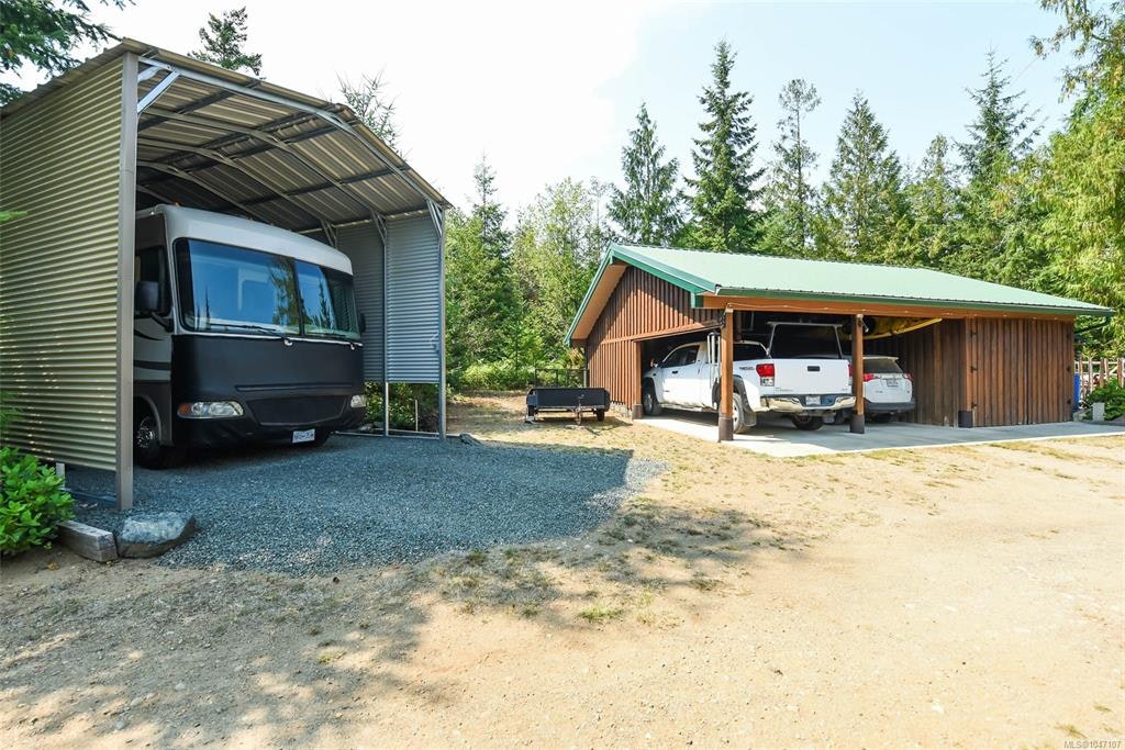 1131 Hecker Road, Black Creek, BC, V0R 2M0 - 16