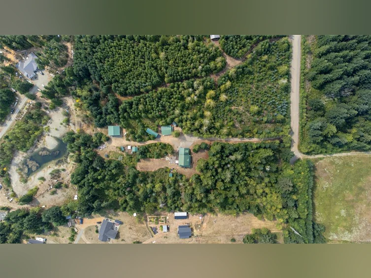 1131 Hecker Road, Black Creek, BC, V0R 2M0 - 82