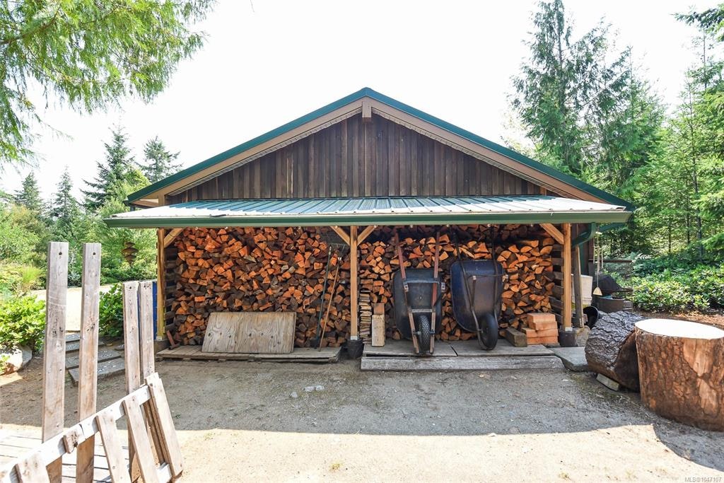 1131 Hecker Road, Black Creek, BC, V0R 2M0 - 18