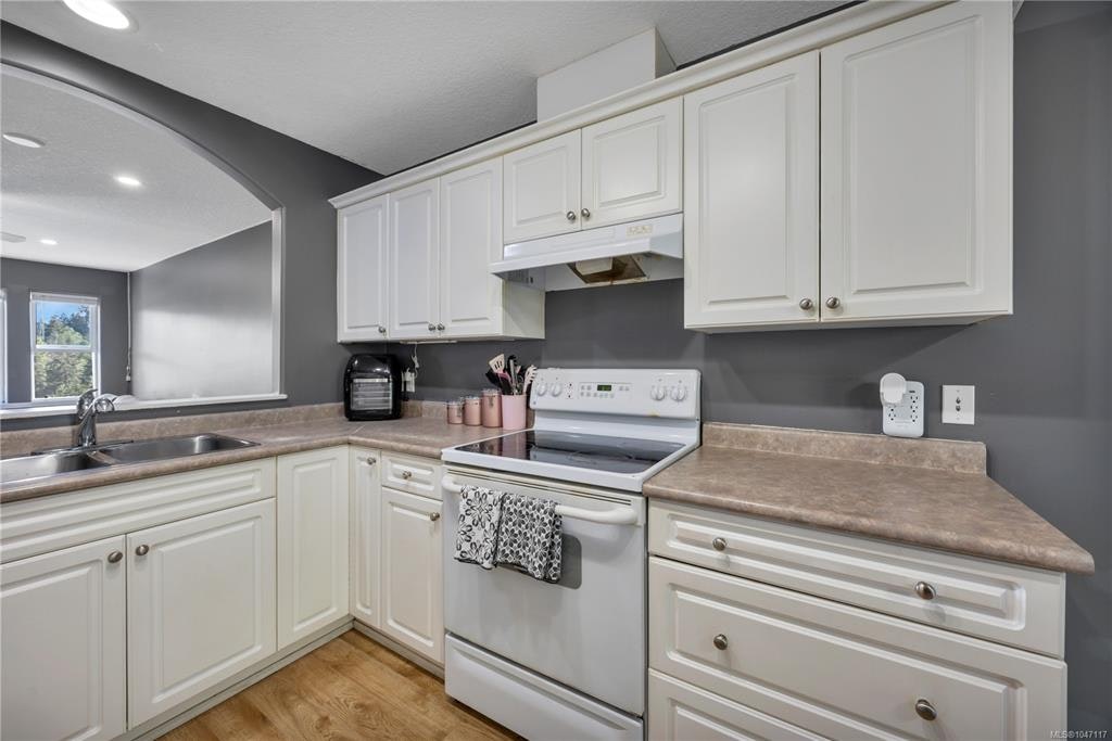 4780 Fairbrook Crescent, Nanaimo, BC, V9T 6M6 - 11