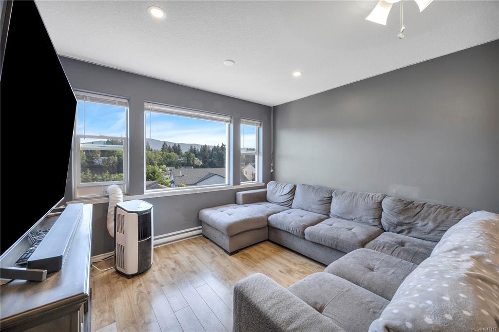 4780 Fairbrook Crescent, Nanaimo, BC, V9T 6M6 - 13