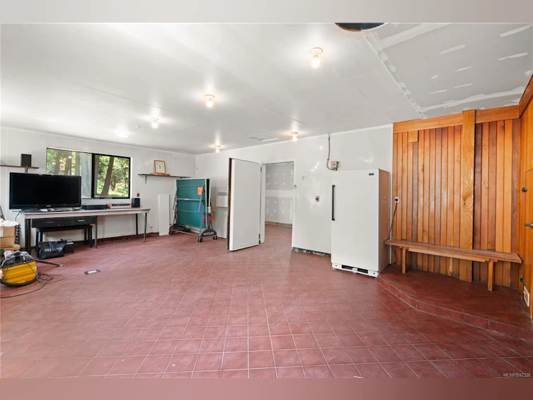 1220 Shawnigan Mill Bay Road, Mill Bay, BC, V0R 2P2 - 54