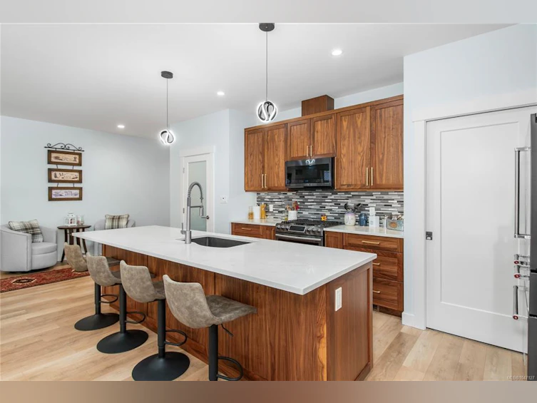 710 Salal Street, Campbell River, BC, V9H 0E6 - 8